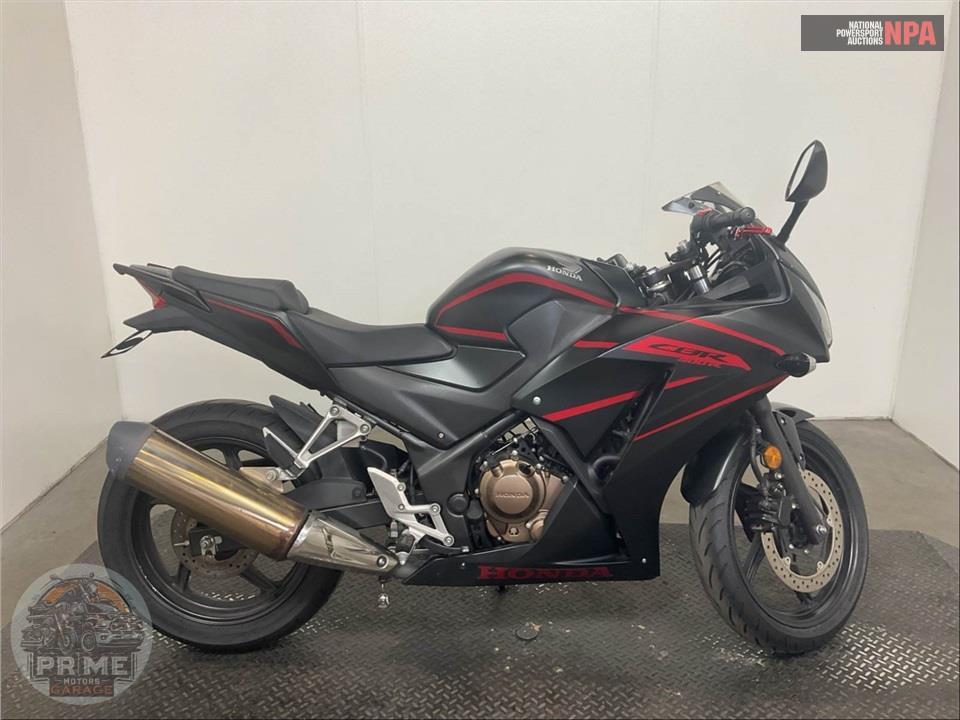2019 HONDA CBR300R
