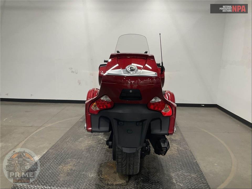 2016 Can-Am SPYDER RT SE6 LIMITED — фото 4