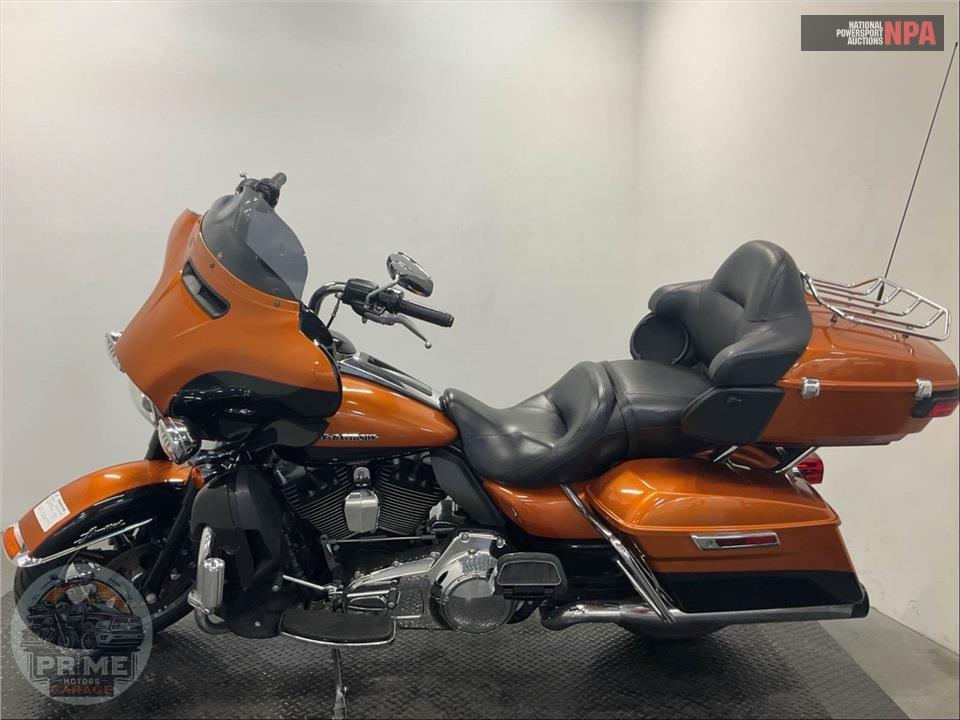 2016 Harley-Davidson FLHTK ELECTRA GLIDE ULTRA LIMITED — фото 3