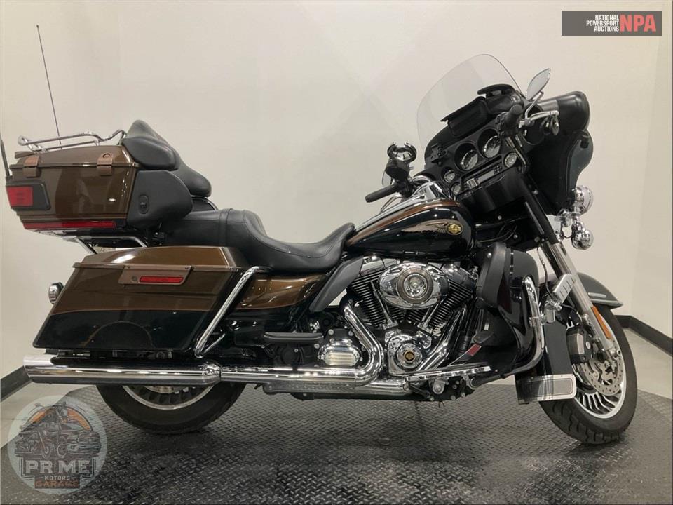 2013 Harley-Davidson FLHTK EL GLIDE UL LI ANN — фото 1