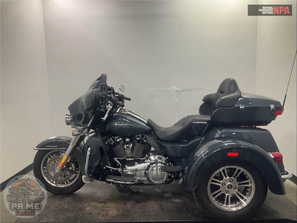 2020 Harley-Davidson FLHTCUTG TRI GLIDE ULTRA — фото 3