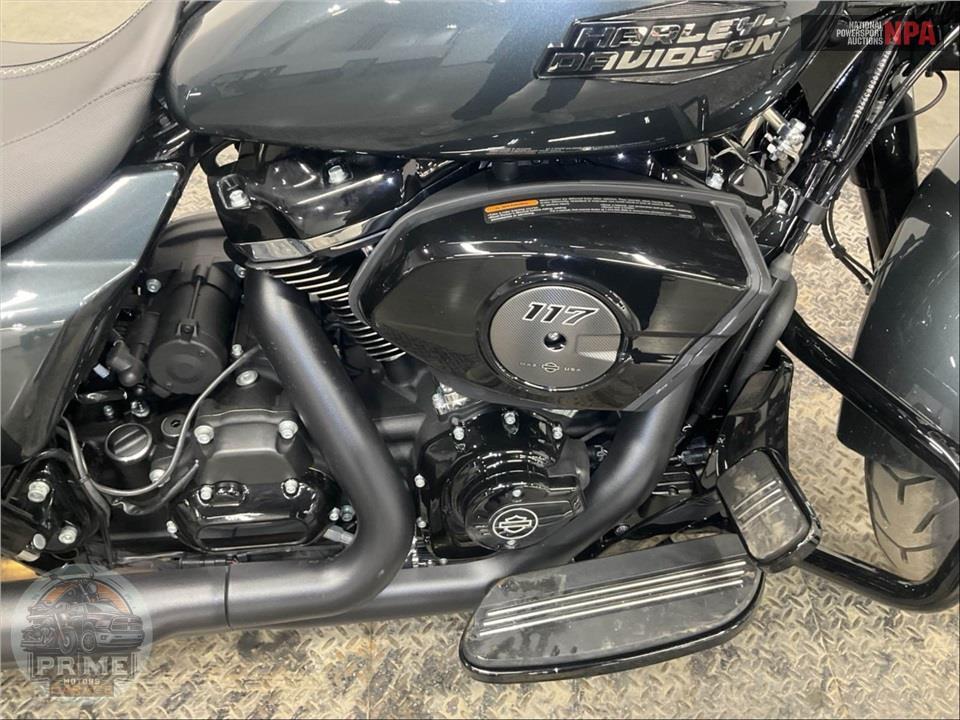 2025 Harley-Davidson FLHX STREET GLIDE — фото 6