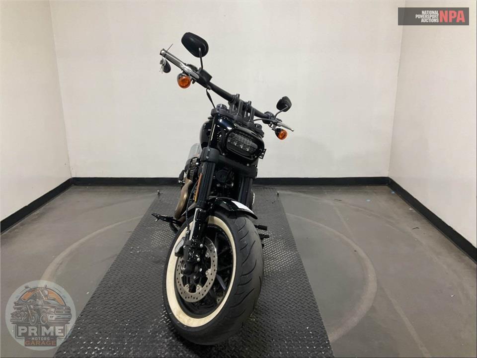 2022 Harley-Davidson FXFBS FAT BOB 114 — фото 2