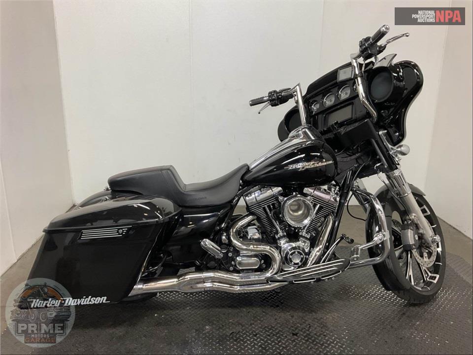 2015 Harley-Davidson FLHX STREET GLIDE — фото 1