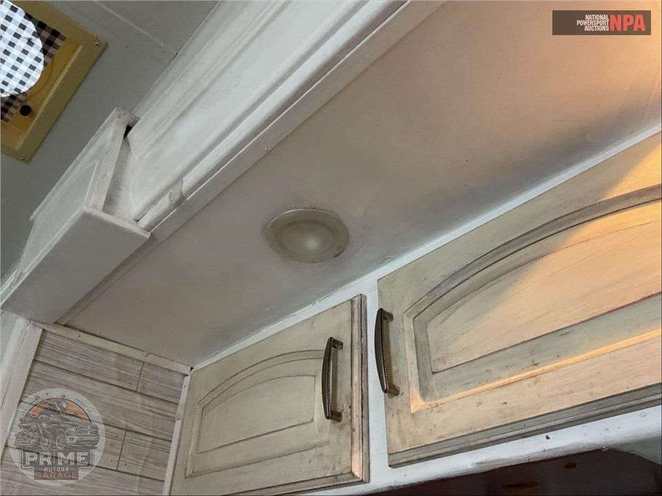 2010 Keystone Rv M-3640 RL - ALPINE FIFTH WHEEL SERIES — фото 32
