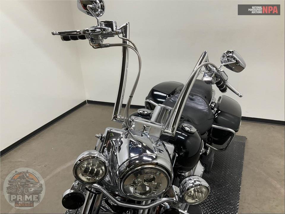2006 Harley-Davidson FLHRCI ROAD KING CLASSIC — фото 19