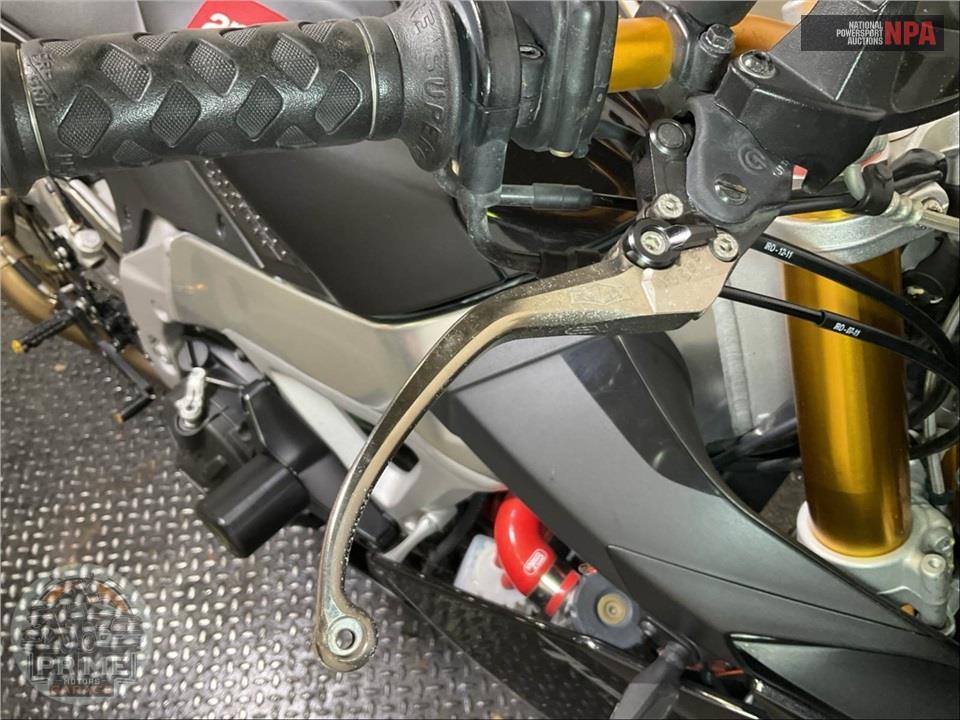 2012 Aprilia TUONO V4 R — фото 18
