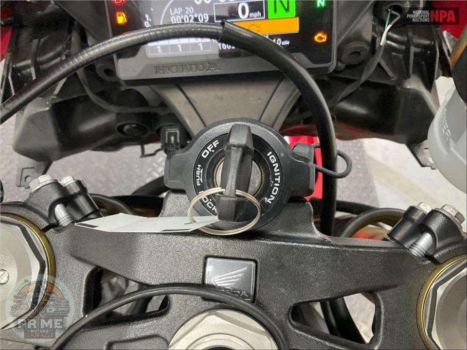 2018 Honda CBR1000RA (ABS) — фото 24