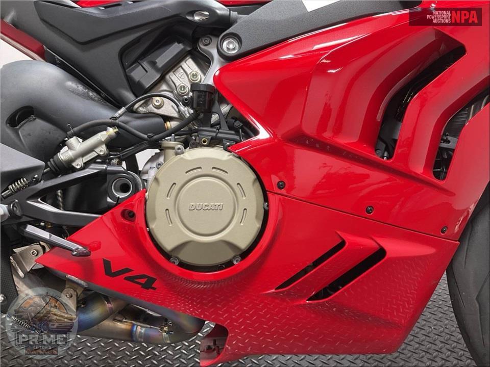 2024 Ducati PANIGALE V4 — фото 6