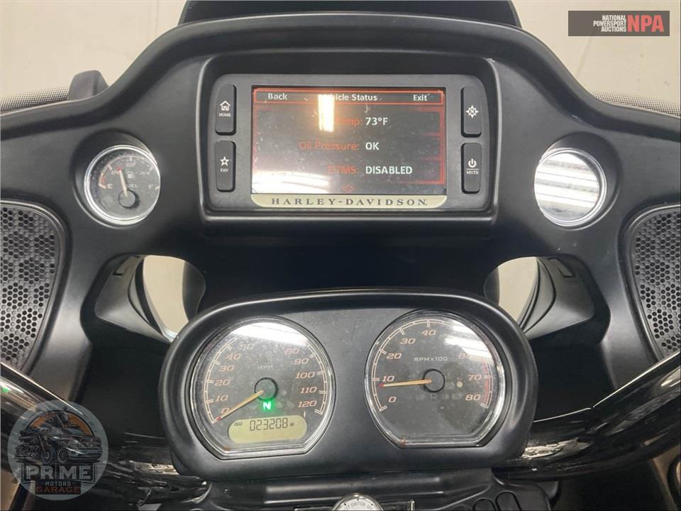 2018 Harley-Davidson FLTRU ROAD GLIDE ULTRA — фото 5