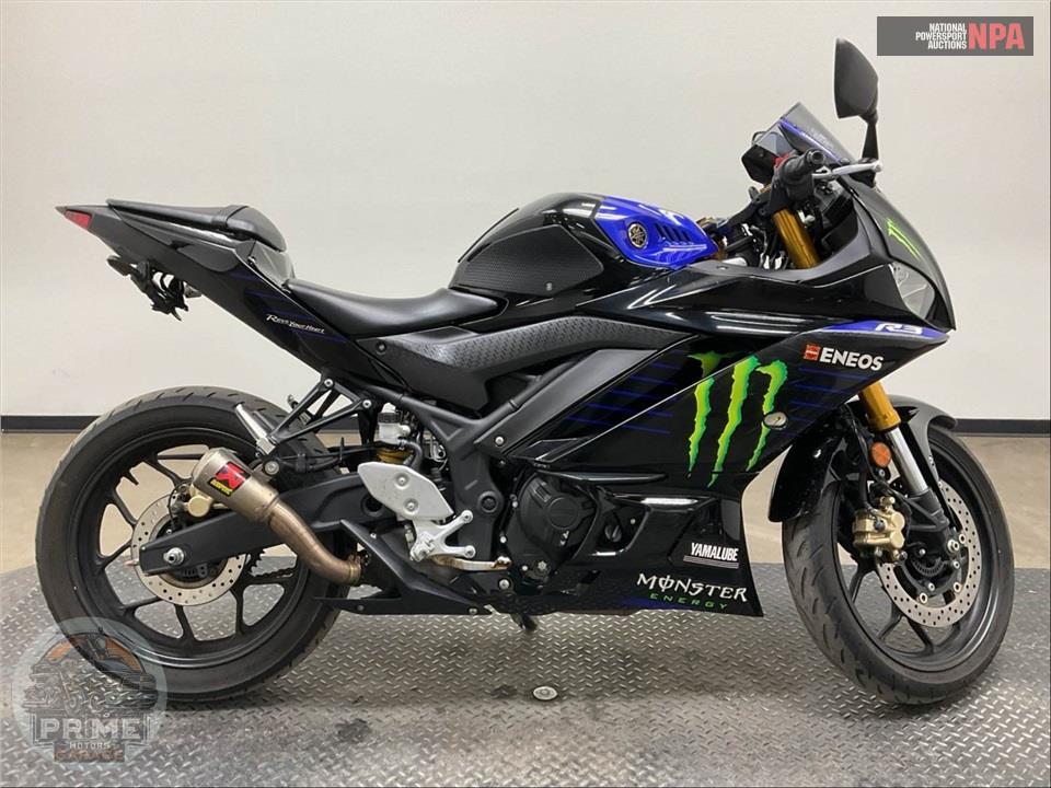 2021 Yamaha YZF-R3 MONSTER ENERGY MOTOGP — фото 1