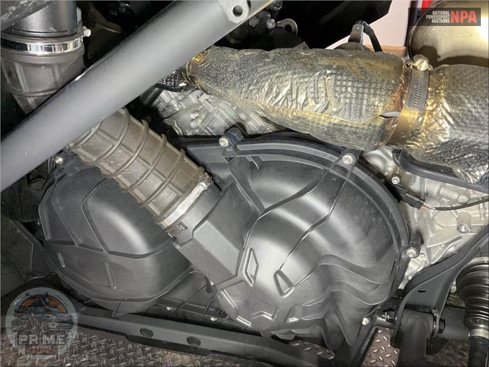 2023 Can-Am MAVERICK SPORT MAX DPS 1000R — фото 10