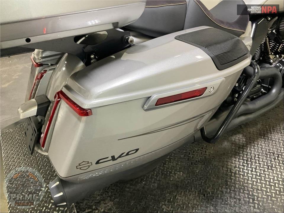 2023 Harley-Davidson FLHXSE CVO STREET GLIDE — фото 23