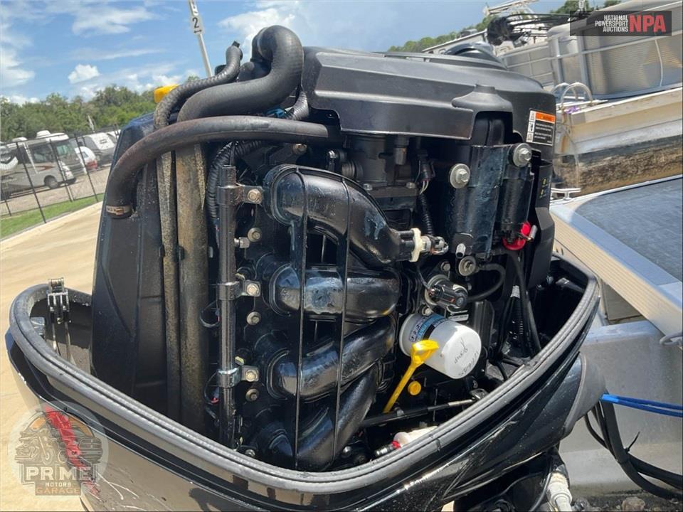 2023 Bennington Pontoons 22 SF(*)S SERIES L=23/E=1-115HP YAMAHA OB — фото 6
