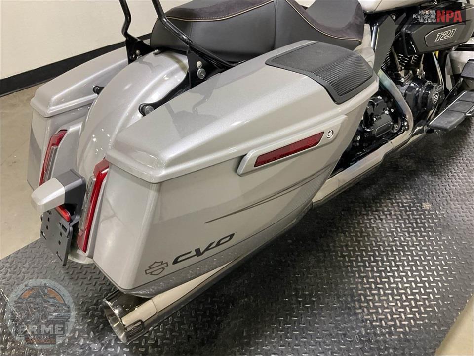 2023 Harley-Davidson FLTRXSE CVO ROAD GLIDE — фото 19