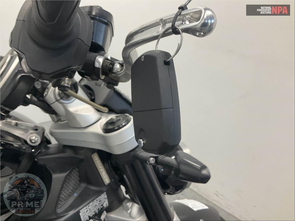 2023 Triumph ROCKET 3 R (CHROME EDITION) — фото 10