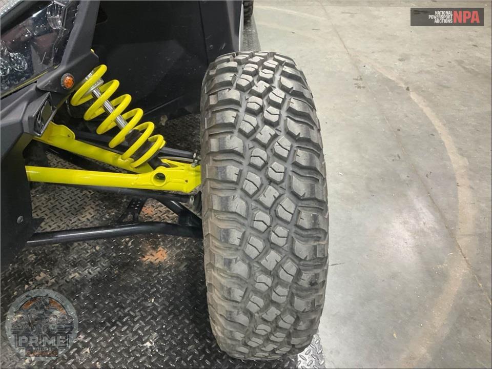 2018 Can-Am MAVERICK X3 TURBO — фото 16