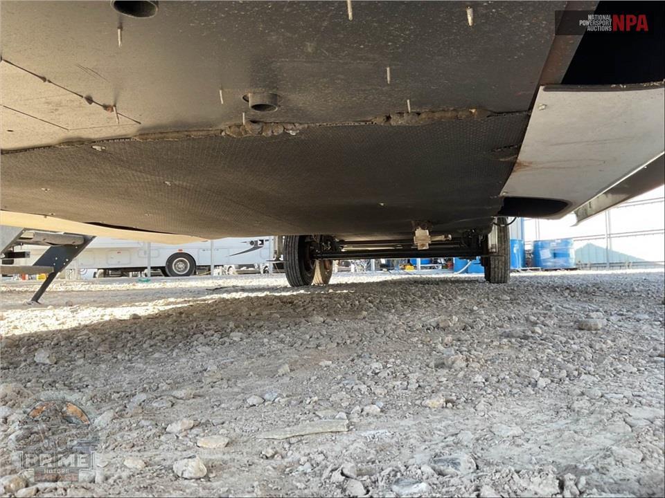 2023 Redwood Rv M-4200 FL - FIFTH WHEEL SERIES — фото 32