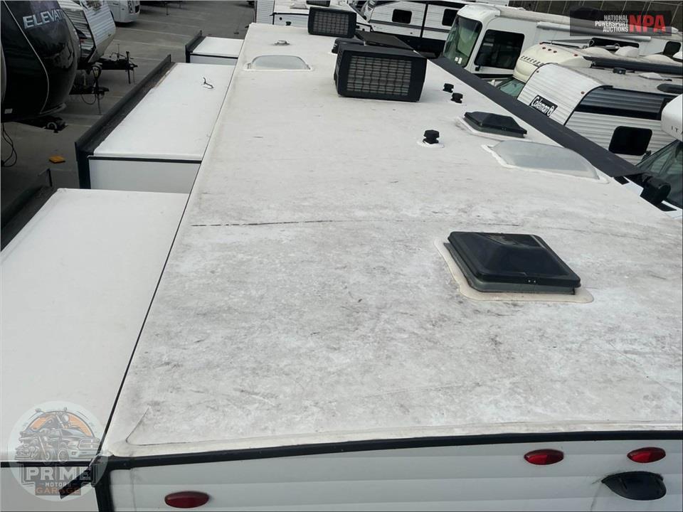 2024 Grand Design Recreational Vehicles M-331BH - TRANSCEND XPLOR SERIES — фото 33