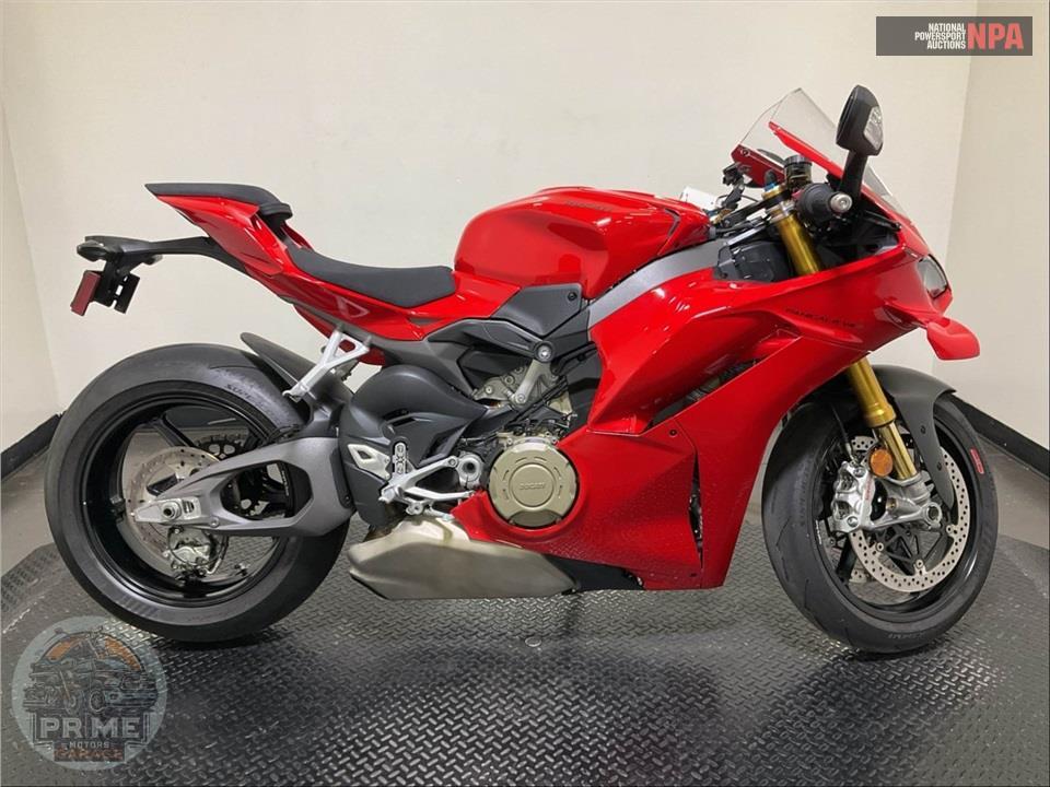 2025 Ducati PANIGALE V4 S — фото 1