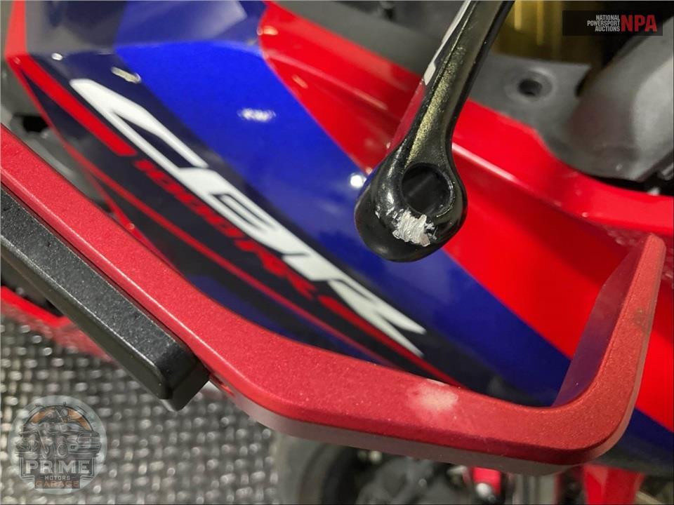 2022 Honda CBR1000RR — фото 31