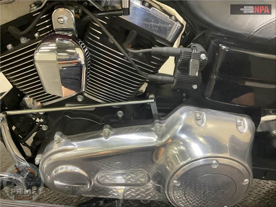 2016 Harley-Davidson FLD-103 DYNA SWITCHBACK — фото 7