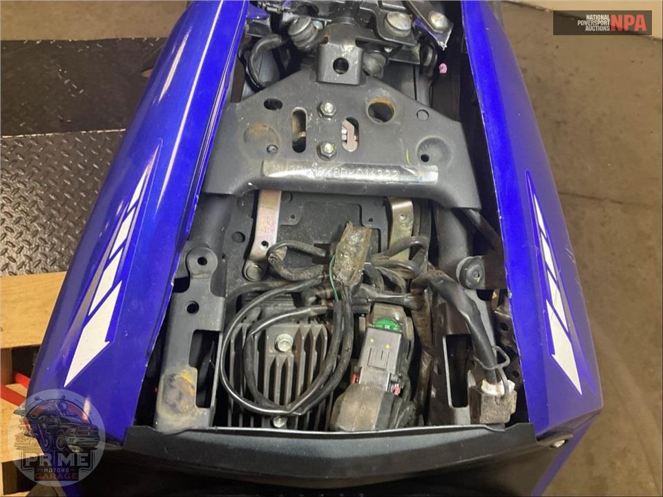 2024 Yamaha YZF-R3 — фото 13