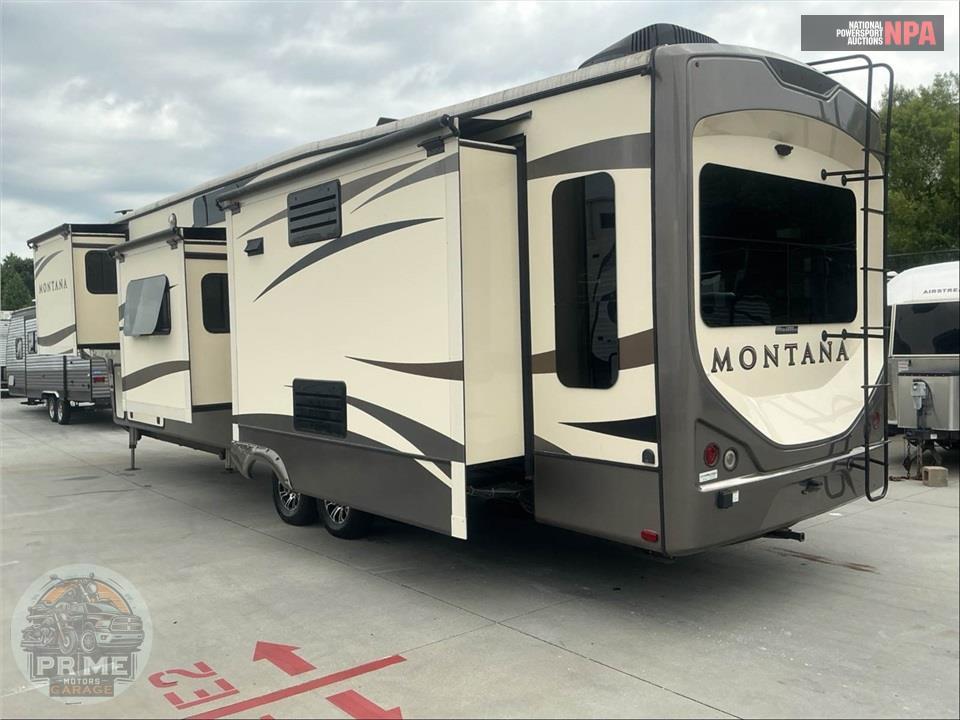 2017 Keystone Rv M-3950 BR - MONTANA LEGACY EDITION FIFTH WHEEL SERIES — фото 3