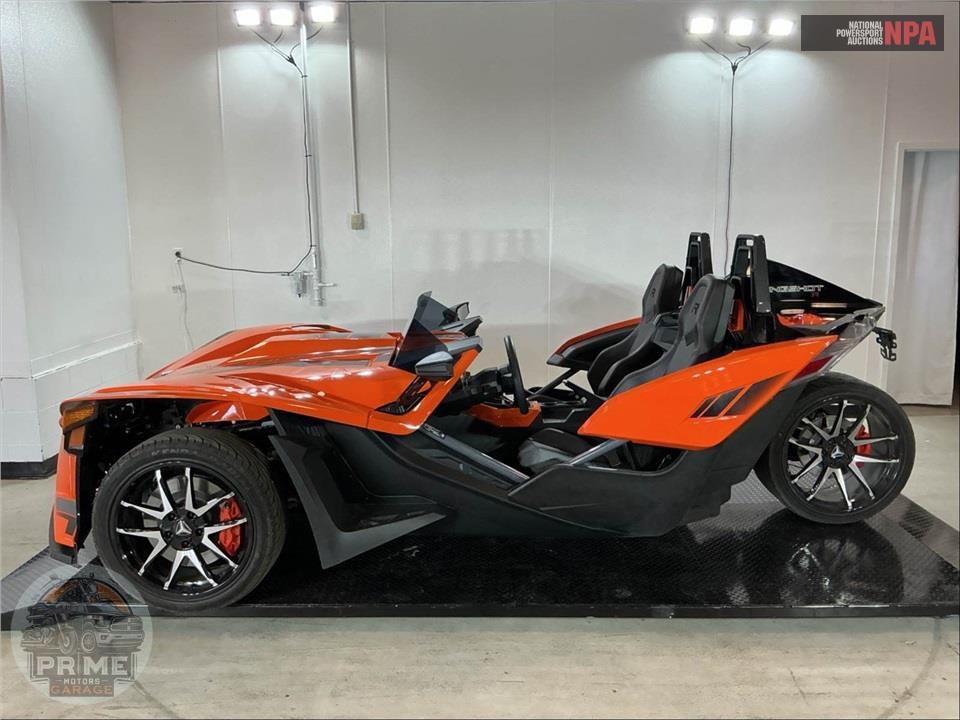 2023 Polaris SLINGSHOT R — фото 3