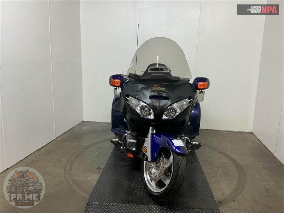 2002 Honda GL18002 GOLDWING — фото 2