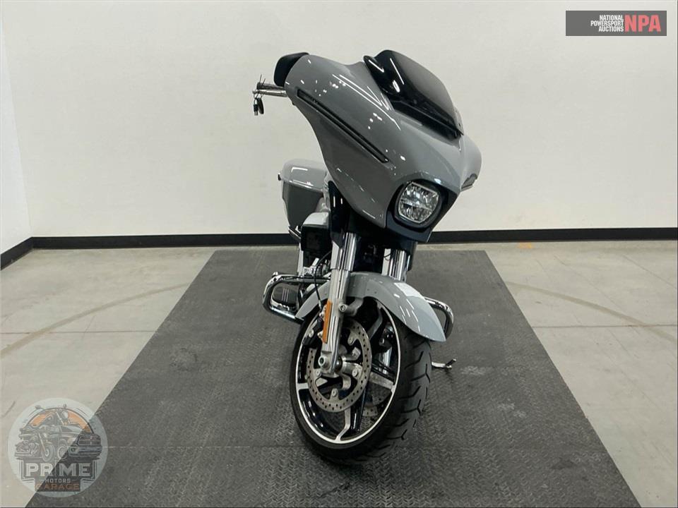 2025 Harley-Davidson FLHX STREET GLIDE — фото 2