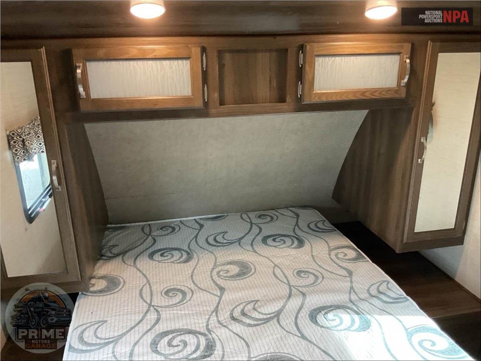 2018 Keystone Rv M-30 RIPR BULLET PREMIER SERIES — фото 14