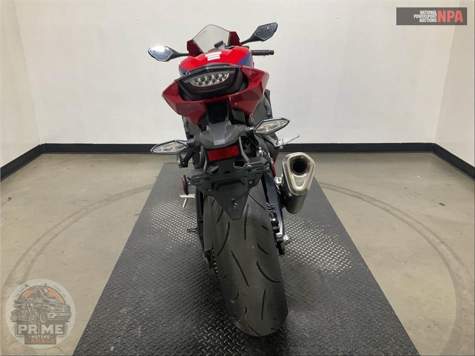 2022 Honda CBR1000RR — фото 4