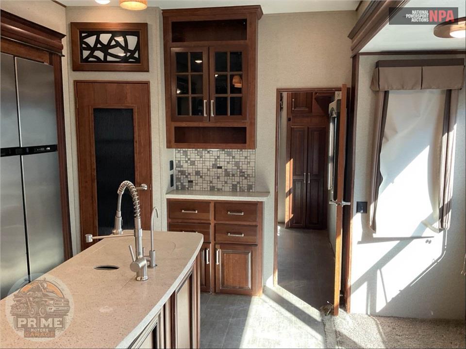 2018 Keystone Rv M-385 BG - AVALANCHE FIFTH WHEEL SERIES — фото 7