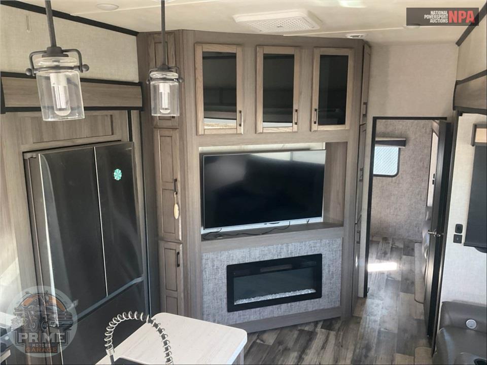 2023 Crossroads Rv M-4051 BH - CAMEO FIFTH WHEEL SERIES — фото 9