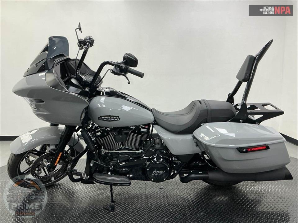 2025 Harley-Davidson FLTRX ROAD GLIDE — фото 3