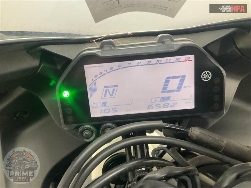 2024 Yamaha YZF-R3 — фото 5