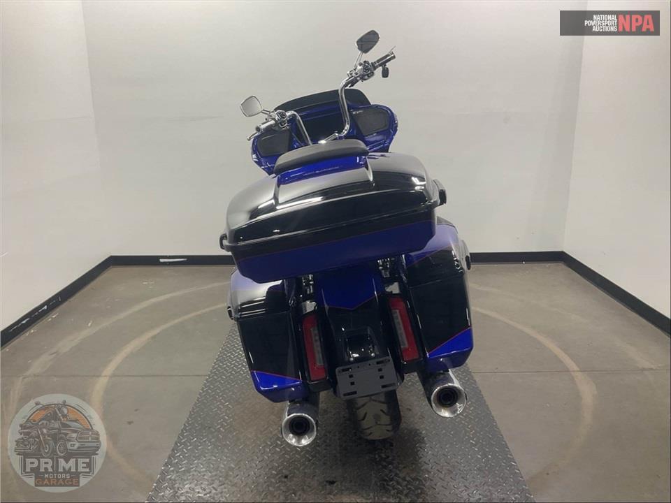 2025 Harley-Davidson FLTRXSE CVO ROAD GLIDE — фото 4