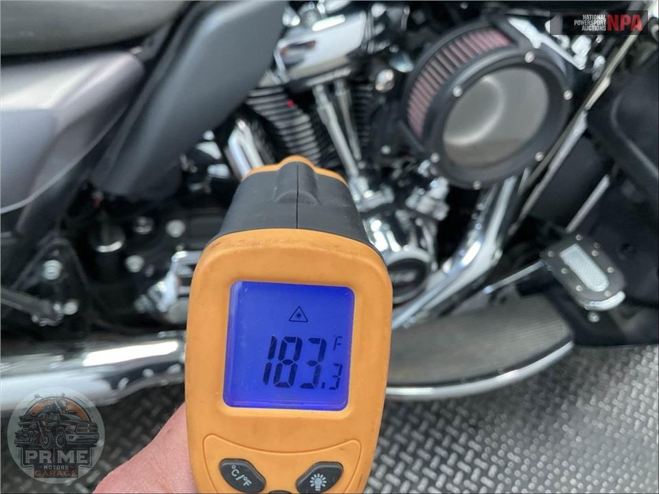 2017 Harley-Davidson FLHTKL ULTRA LIMITED LOW — фото 8