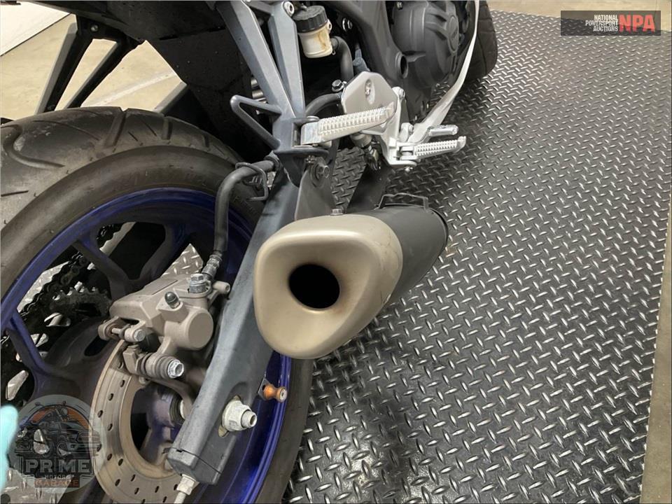 2016 Yamaha YZF-R3 — фото 31