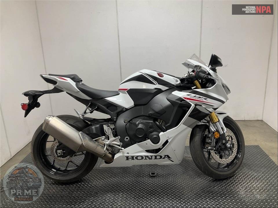 2026 Honda CBR1000RR — фото 1
