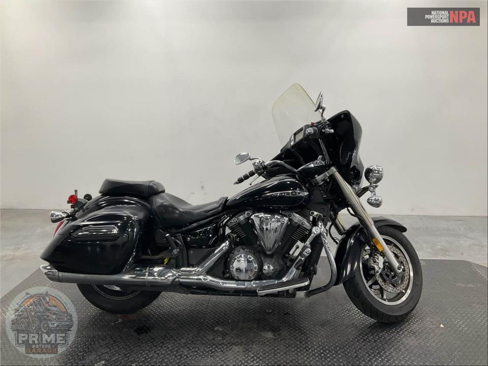 2015 Yamaha XVS13CTFF V STAR 1300 DELUXE (RAVEN) — фото 1