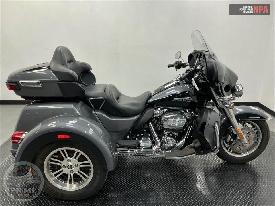 2021 Harley-Davidson FLHTCUTG TRI GLIDE ULTRA CLASSIC — фото 1