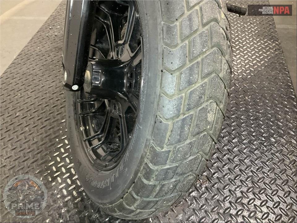 2023 Indian Motorcycle SCOUT BOBBER (ABS, SMOKE COLOR) — фото 15