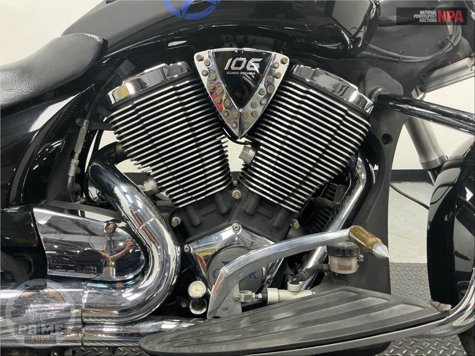 2010 Victory Motorcycles CROSS ROADS — фото 7