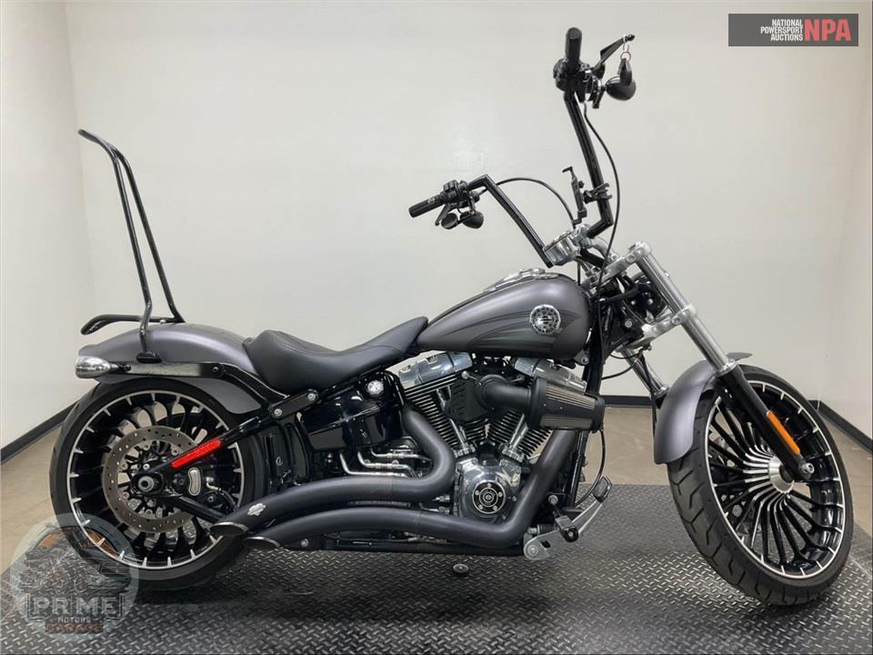 2017 Harley-Davidson FXSB BREAKOUT — фото 1
