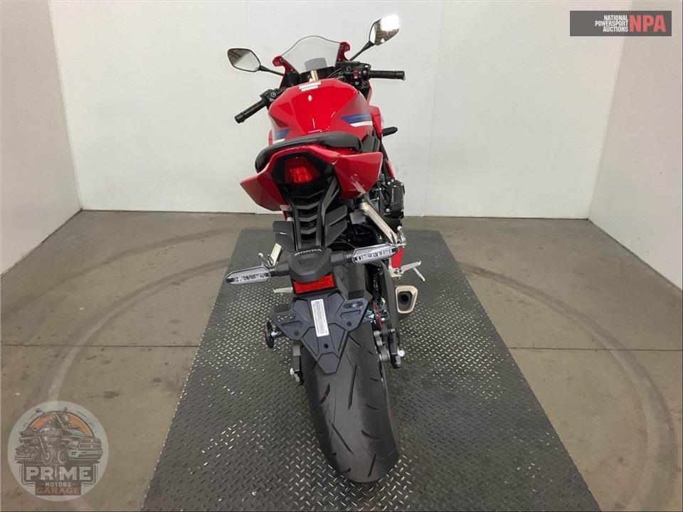 2024 Honda CBR650R E-CLUTCH — фото 4