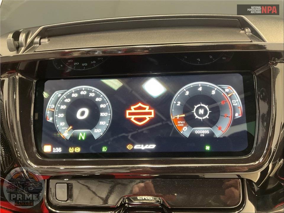 2024 Harley-Davidson FLHXSE CVO STREET GLIDE — фото 5