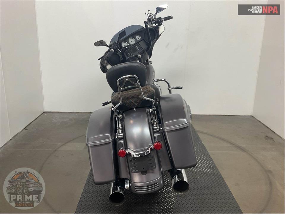 2015 Harley-Davidson FLHX STREET GLIDE — фото 4