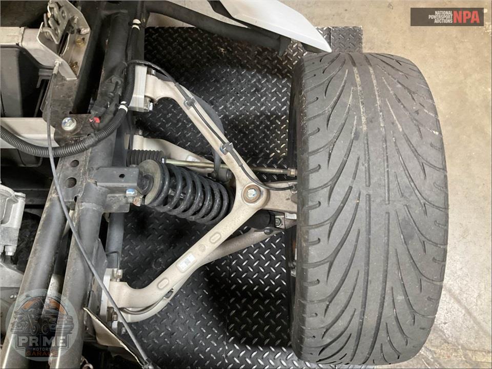 2019 Polaris SLINGSHOT S — фото 14
